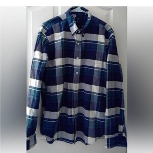 J CREW OXFORD LONG SLEEVE BUTTON
DOWN SLIM FIT PLAID SHIRT SIZE XL